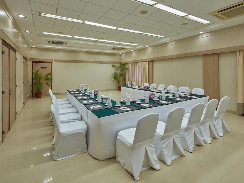 Royal Orchid Beach Resort & Spa