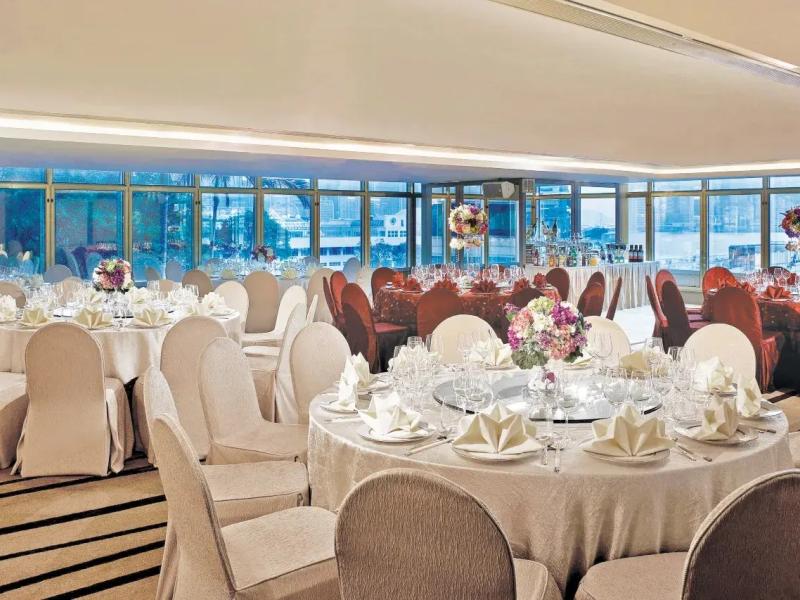 Royal Pacific Towers