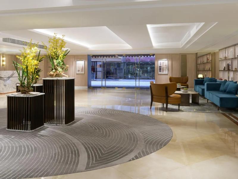 Royal Pacific Towers