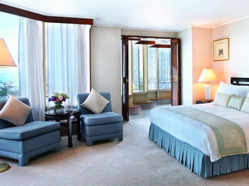 Royal Pacific Towers