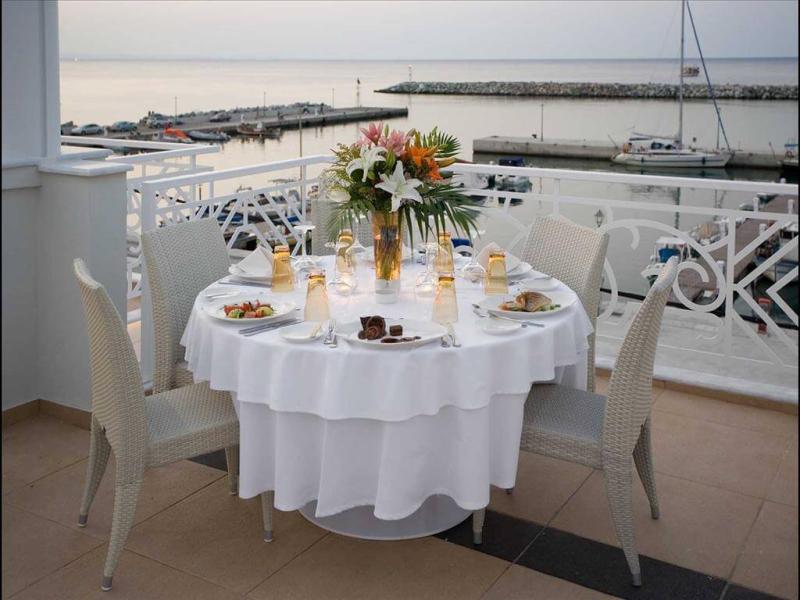 Royal Palace Resort & Spa
