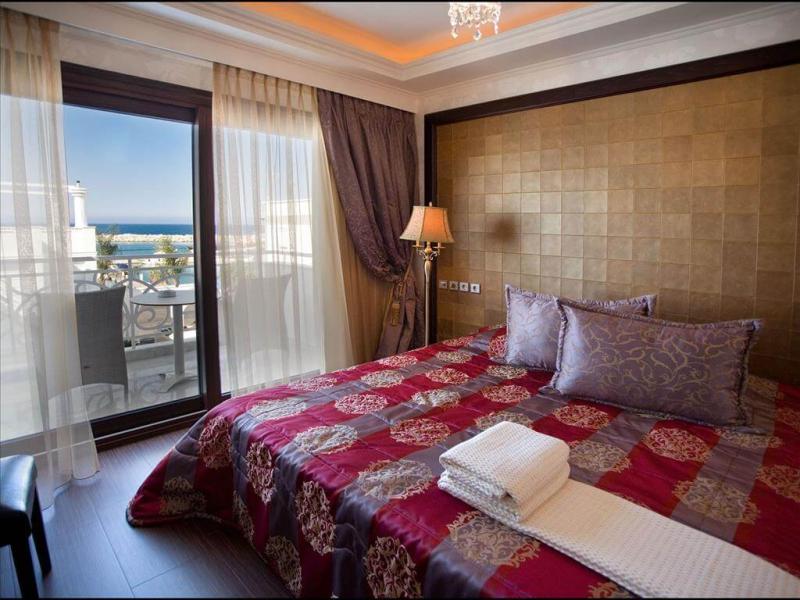 Royal Palace Resort & Spa