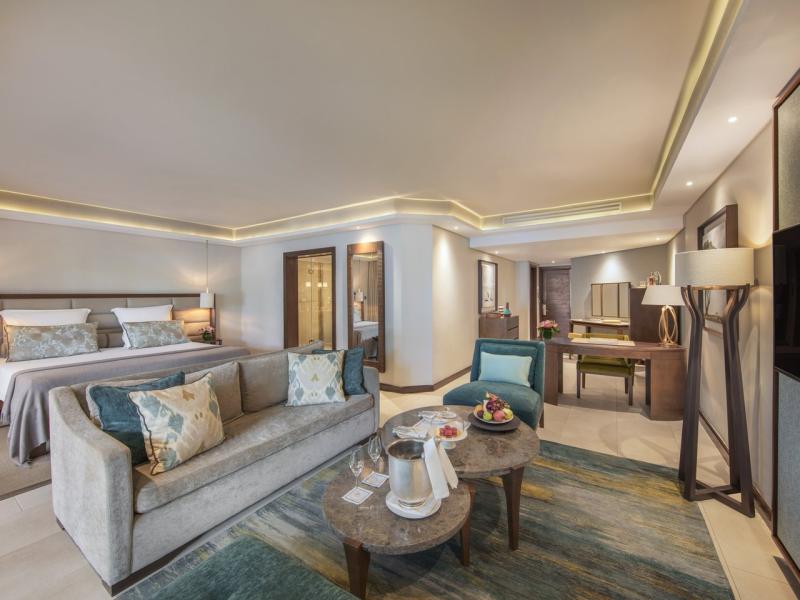 Royal Palm Beachcomber Luxury