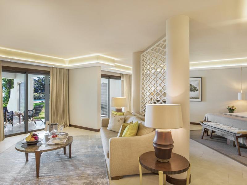 Royal Palm Beachcomber Luxury
