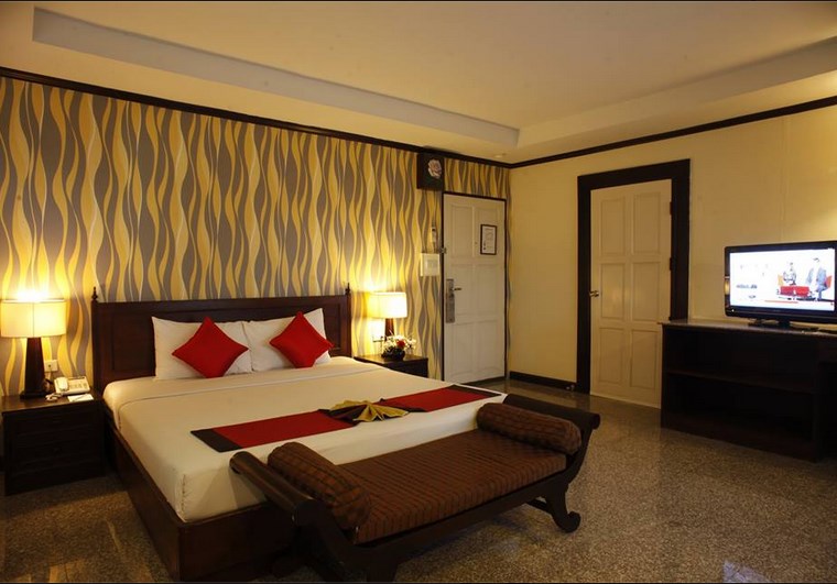 Royal Peninsula Hotel