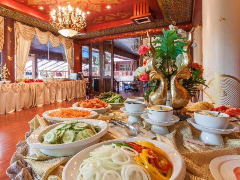 Royal Phawadee Village