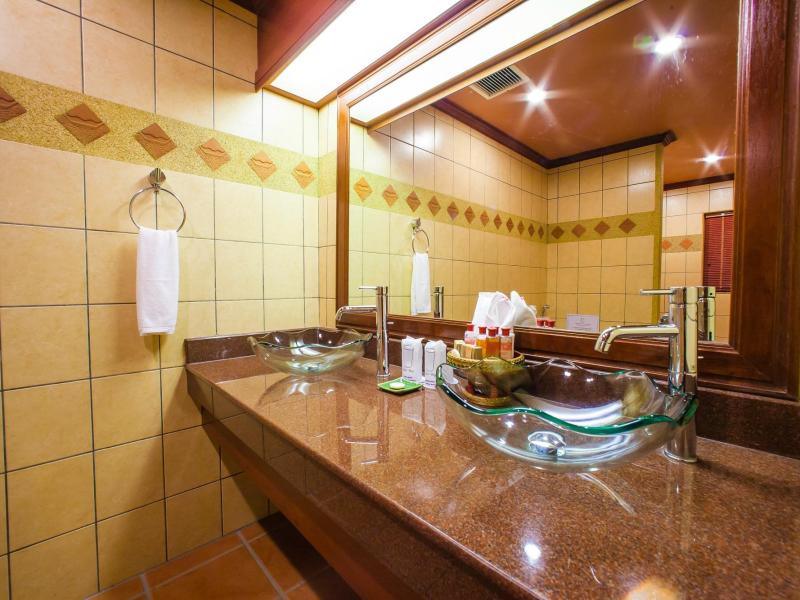 Royal Phawadee Village