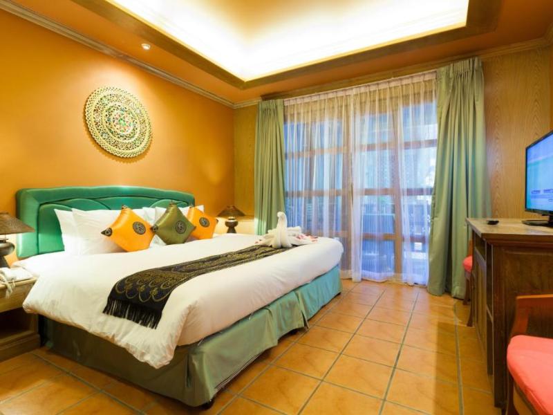 Royal Phawadee Village