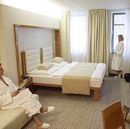 St. Joseph Royal Regent