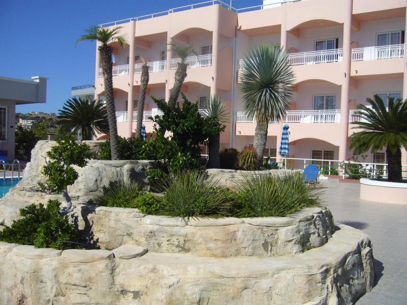 Rhodian Rose Hotel 