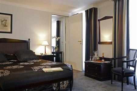 Royal Saint Honore
