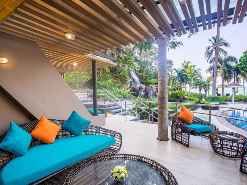 Royal Wing Suites & Spa