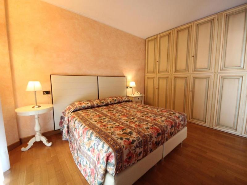 Ruhl Beach Hotel and Suites