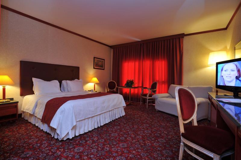 Russott Hotel 