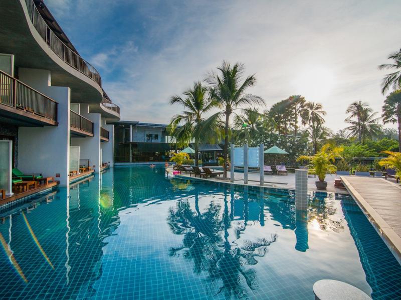Holiday Ao Nang Beach Resort, Krabi