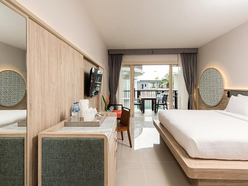 Holiday Ao Nang Beach Resort, Krabi