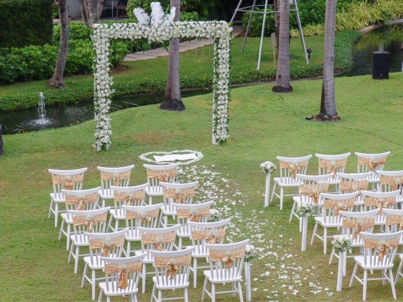 Holiday Ao Nang Beach Resort, Krabi