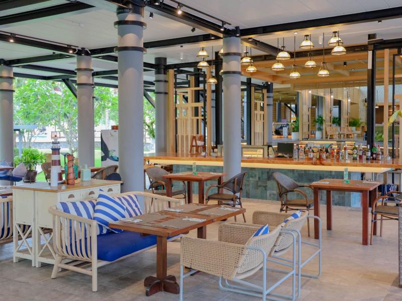 Holiday Ao Nang Beach Resort, Krabi