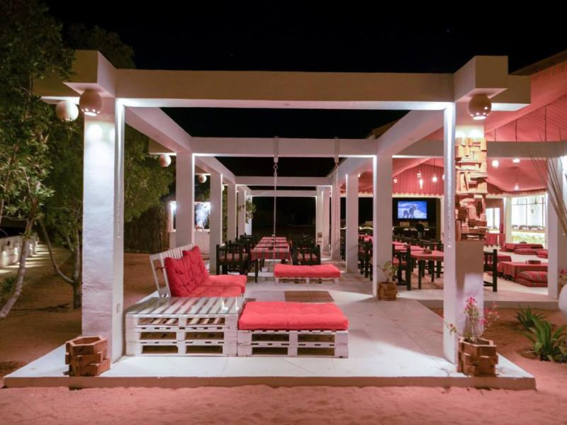 Sama Al Wasil Desert Camp