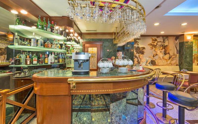 Samir Deluxe Hotel