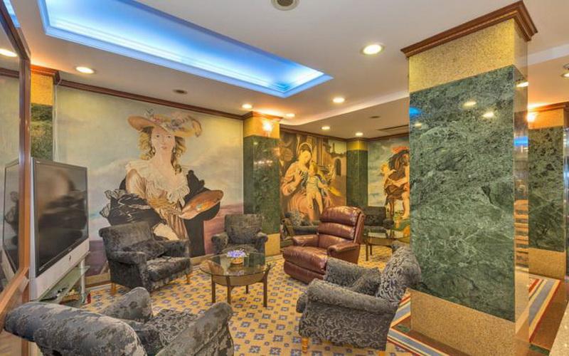 Samir Deluxe Hotel