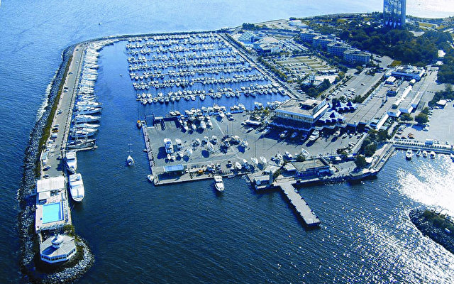 Atakoy Marina Hotel
