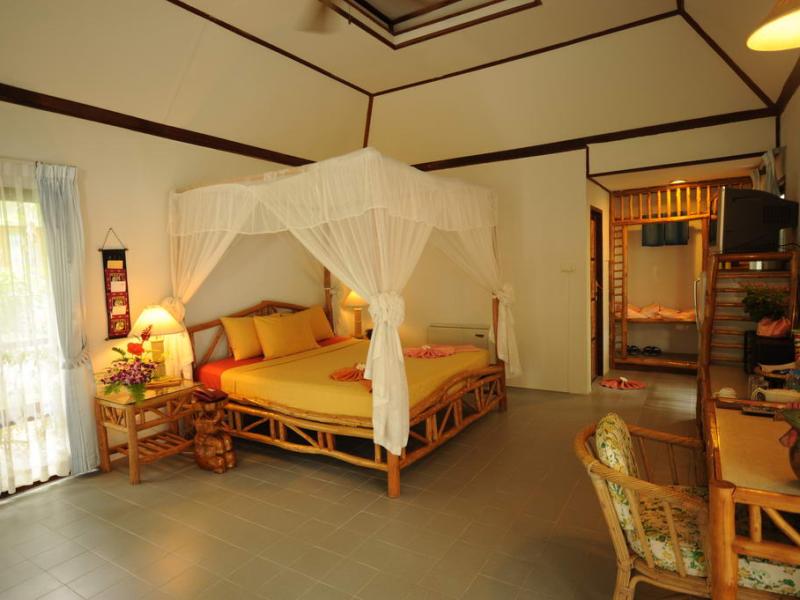 Crystal Bay Yacht Club Beach Resort