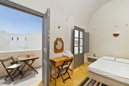 Athanasia Apartments