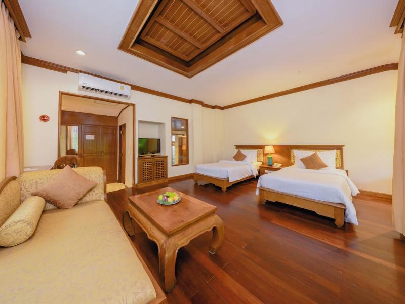 Sand Sea Resort 