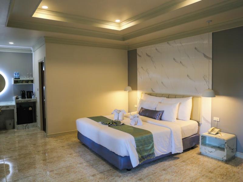 Sand Sea Resort 