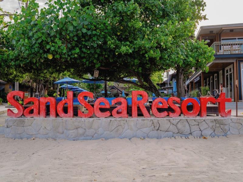Sand Sea Resort 