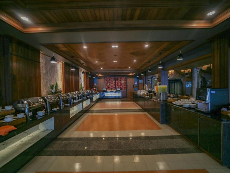 Sand Sea Resort 