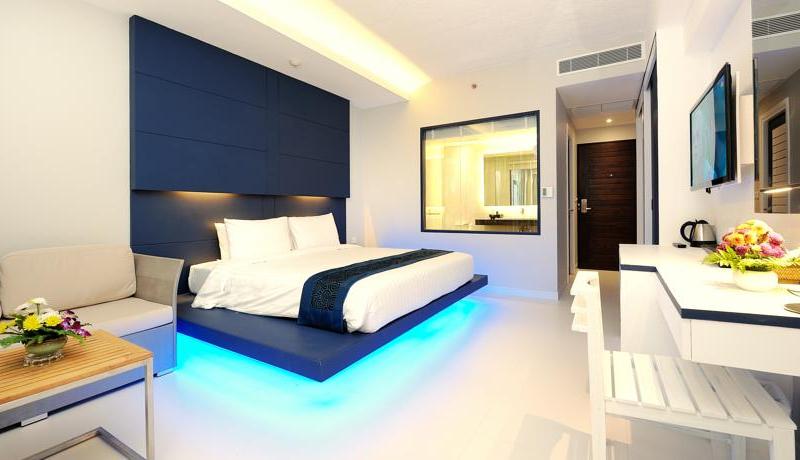 Sand Sea Resort & Spa