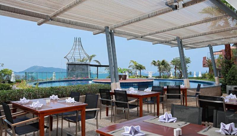 Sand Sea Resort & Spa