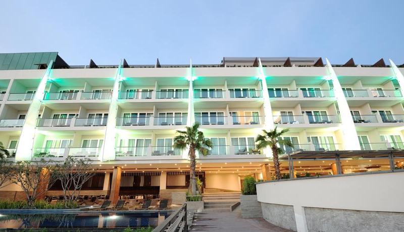 Sand Sea Resort & Spa