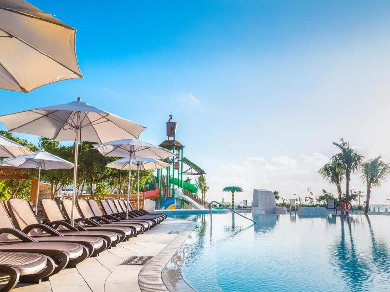 Sandos Playacar Beach Resort & Spa