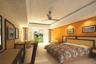 Sandos Playacar Riviera Hotel and Spa