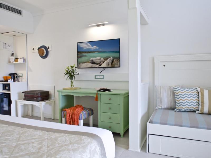 Acrotel Athena Pallas