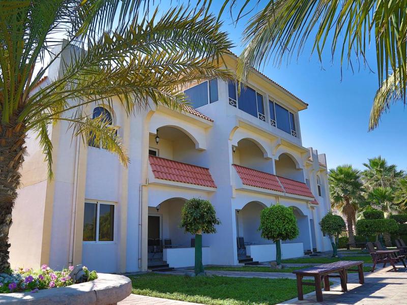 Sandy Beach Hotel & Resort