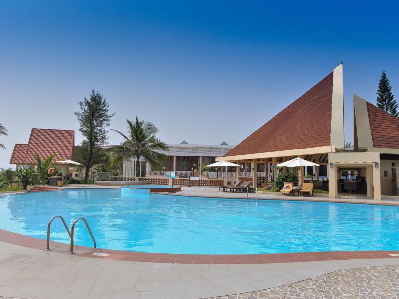 Centara Sandy Beach Resort Danang