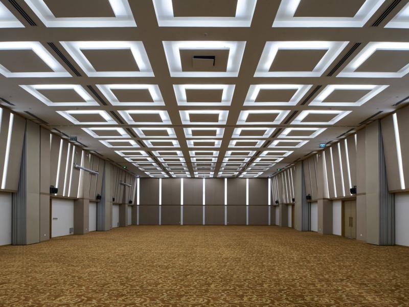 Centara Sandy Beach Resort Danang