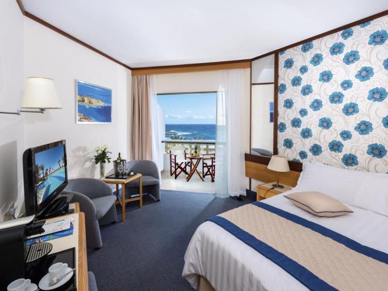 Constantinou Bros - Athena Royal Beach Hotel