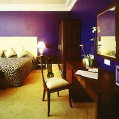 Athenaeum House Hotel