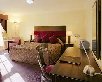 Athenaeum House Hotel