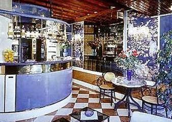Отель Hotel Santa Chiara & Residenza Parisi Италия, Венеция, фото 12