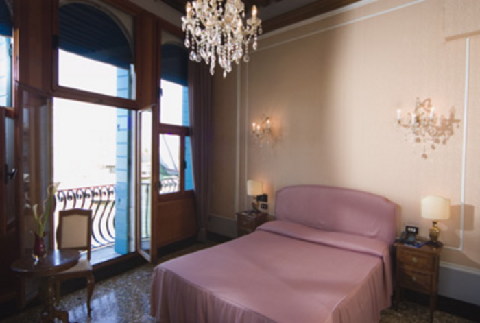 Hotel Santa Chiara & Residenza Parisi