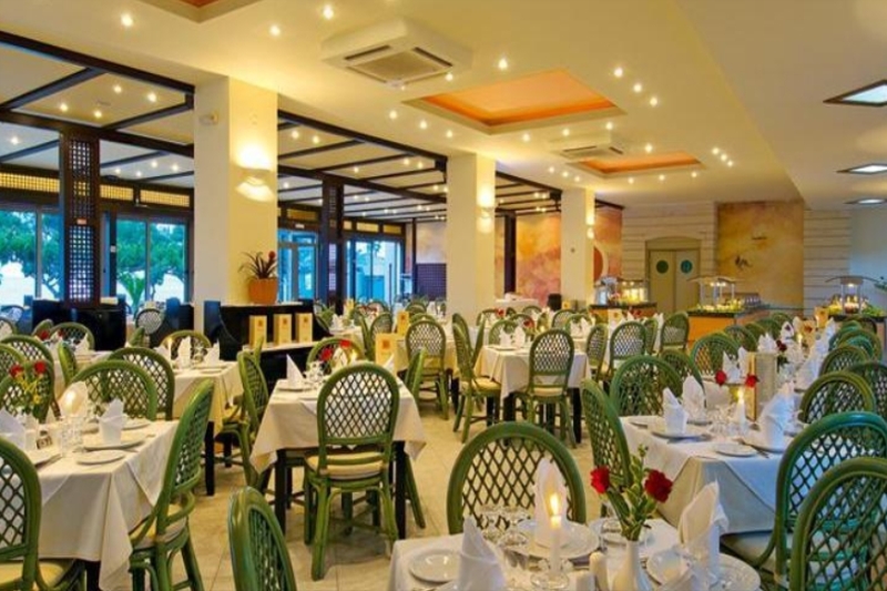 Giannoulis - Santa Marina Beach Hotel