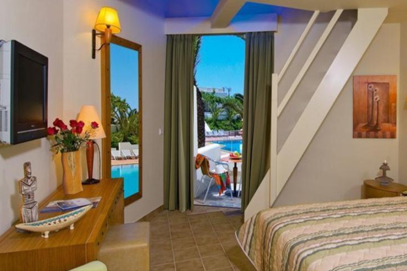 Giannoulis - Santa Marina Beach Hotel