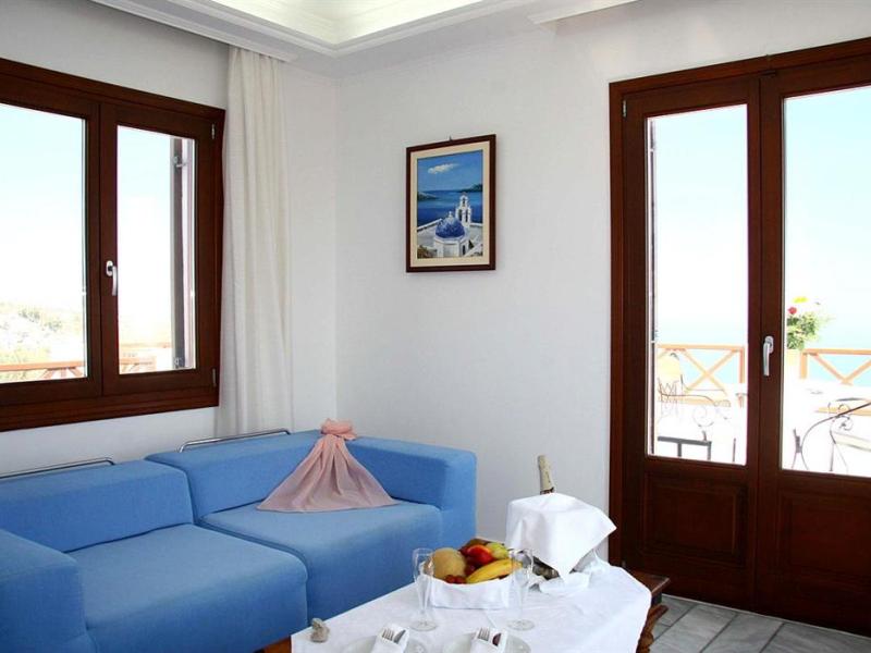 Santorini Palace