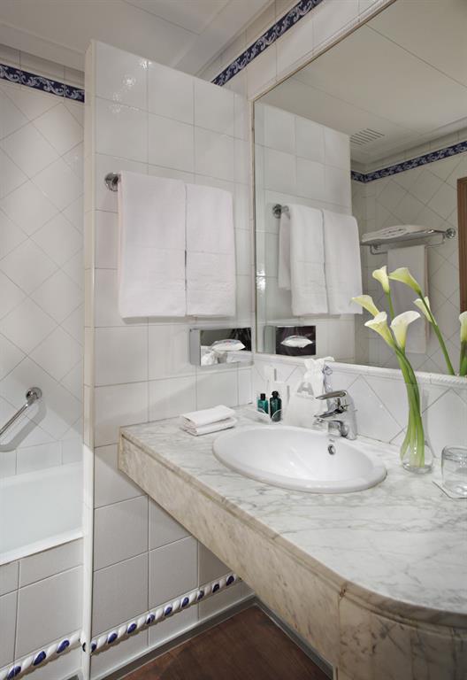 Saray Hotel